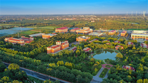 学院全景.jpg